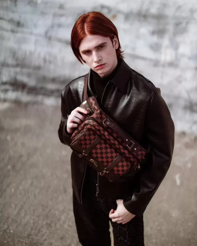 SPEZIALEINSAMEN LUFTFRACHT-UMHÄNGEBEUTEL