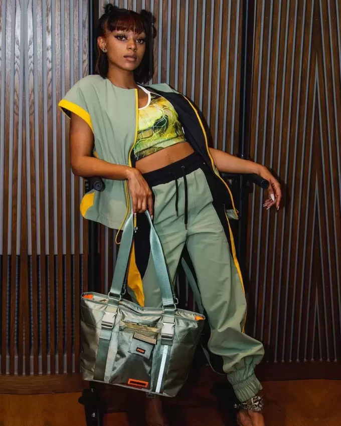 SPEZIALEINSAMEN-TASCHE SPEZIALEINSAMEN-TASCHE