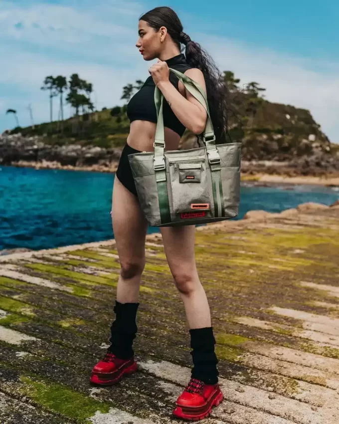 SPEZIALEINSAMEN-TASCHE SPEZIALEINSAMEN-TASCHE