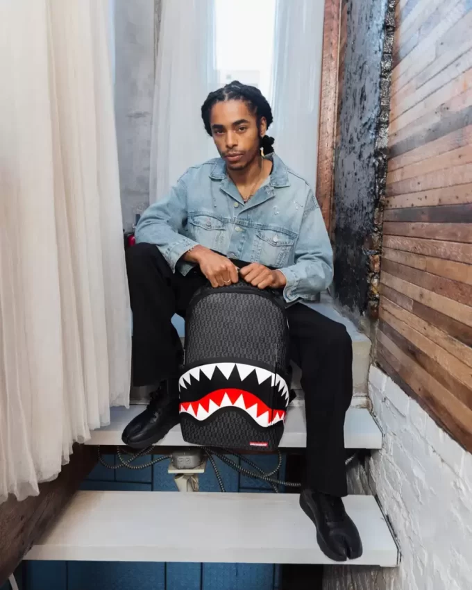 SPRAYGATTI REVV (DLXV) SPRAYGATTI REVV (DLXV)