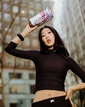 Sprühdose für Gedichte, Bleistiftetui