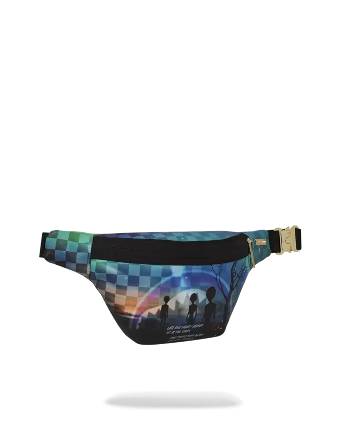 SPÄT EINE NACHT CLEVERE UMKLEIDUNG