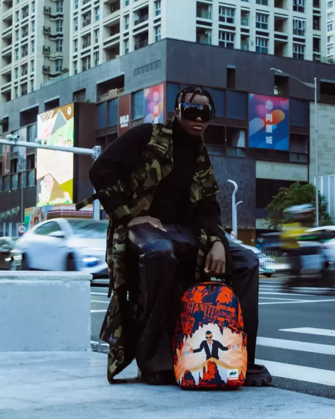 Stan Lee Kollaborations-Rucksack – Wenn du keinen Helden findest, sei selbst einer.