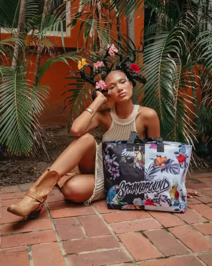 Strandtasche mit Schattenflugmuster