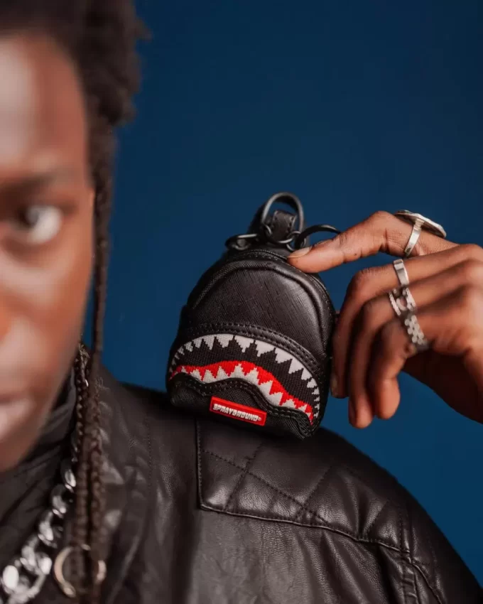 Strick-Kommandanten-Rucksack-Schlüsselanhänger