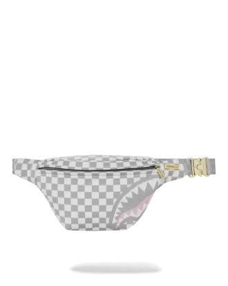 Strickhaie in Paris in Creme Savvy Crossbody