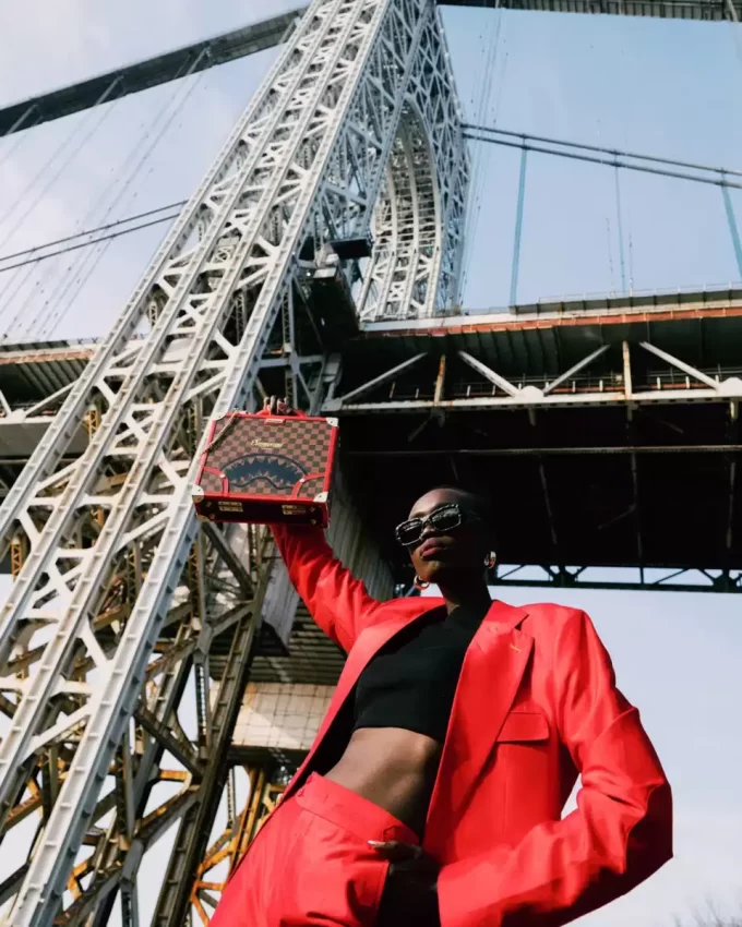 TAKEOVER THE THRONE ATTACHÉ HANDSCFF BRIEFCASE TAKEOVER THE THRONE ATTACHÉ HANDSCFF BRIEFCASE