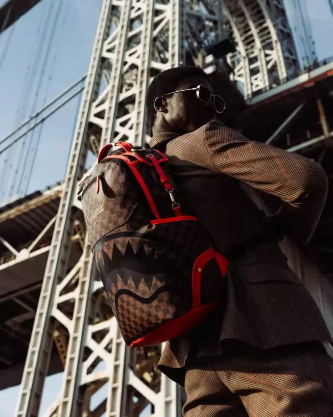 TAKEOVER THE THRONE RUCKSACK