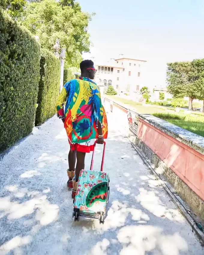 THE SANCTUARY SHARKNAUTICS HARDSHELL HANDGEPÄCK THE SANCTUARY SHARKNAUTICS HARDSHELL HANDGEPÄCK