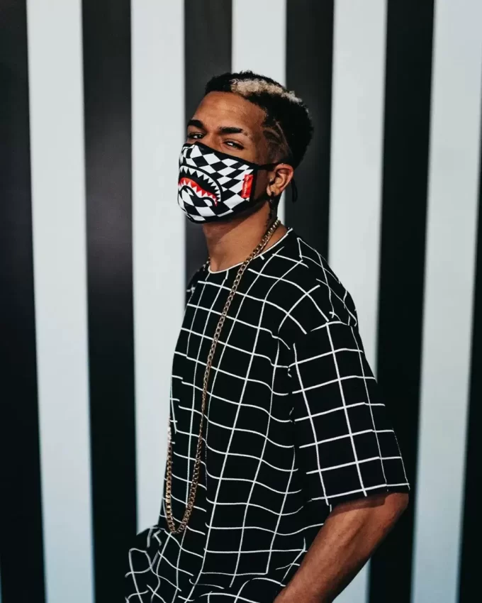 TRIPPY CHECK GESICHTSMASKE