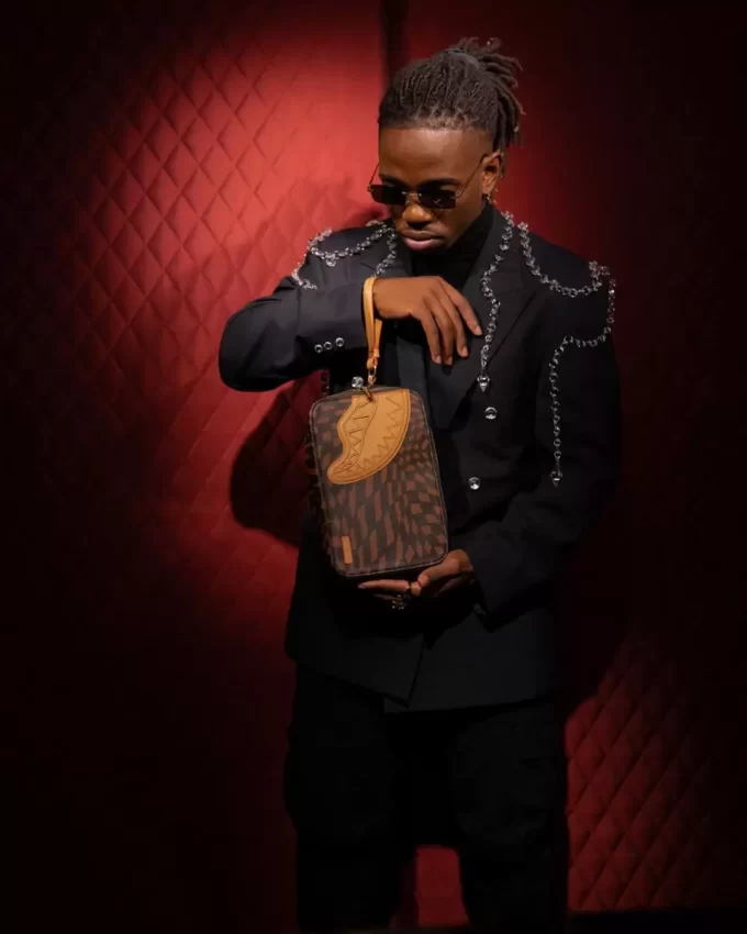 TRIPPY HENNY KOSMETIKTASCHE