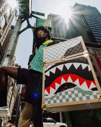 UNSTOPPABLE ENDEAVORS II CHATURANGA SHARK 1900 RUCKSACK