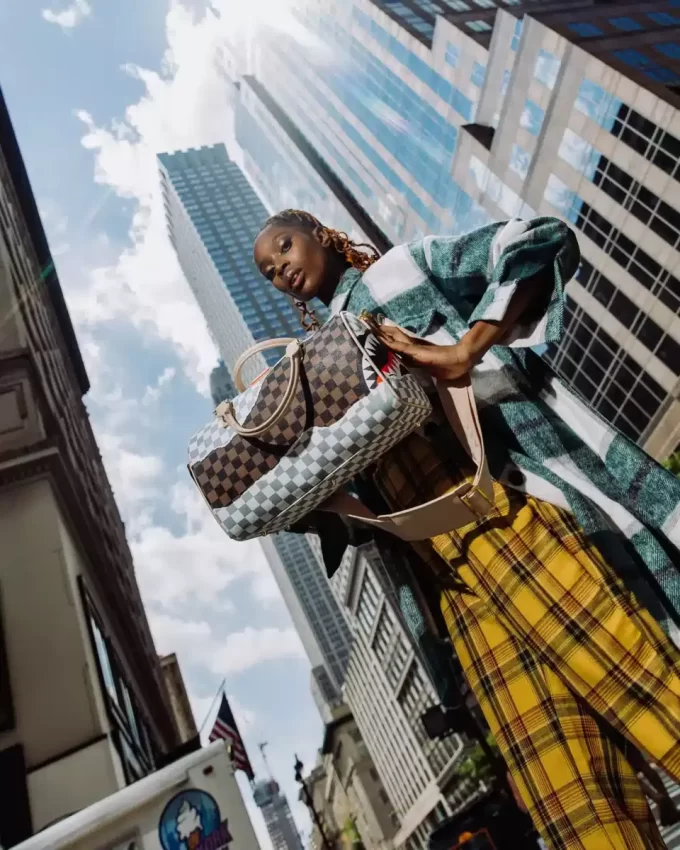 UNSTOPPABLE ENDEAVORS II MINI-DUFFLE