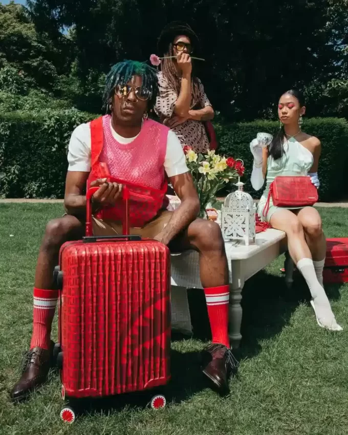 VENI VIDI VICI SHARKNAUTICS HARDSHELL HANDGEPÄCK VENI VIDI VICI SHARKNAUTICS HARDSHELL HANDGEPÄCK