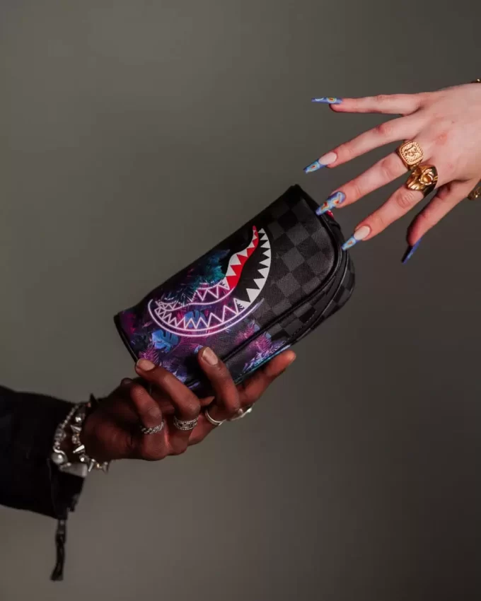 WILLKOMMEN IN DER PARTYTASCHE