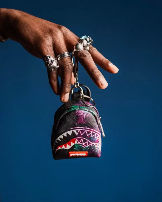 WILLKOMMEN ZUR PARTY RUCKSACK-SCHLÜSSELANHÄNGER