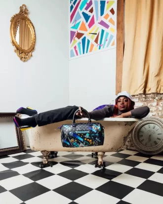 WTF ALIEN INVASION MINI-DUFFLETE